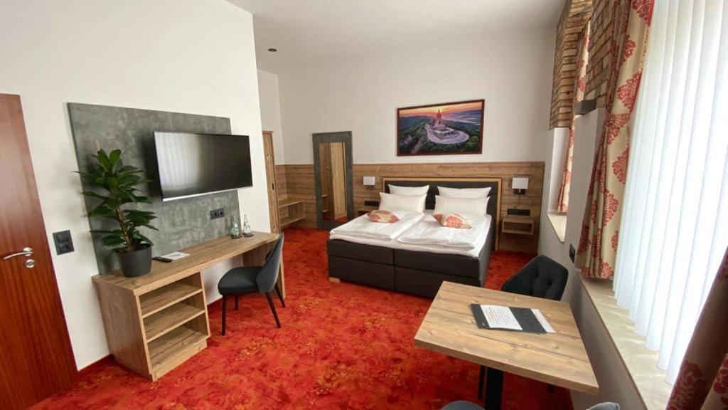 Hotel Friedchen Mit Eigener Fleischerei Artern ภายนอก รูปภาพ