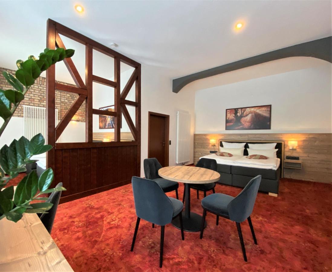 Hotel Friedchen Mit Eigener Fleischerei Artern ภายนอก รูปภาพ