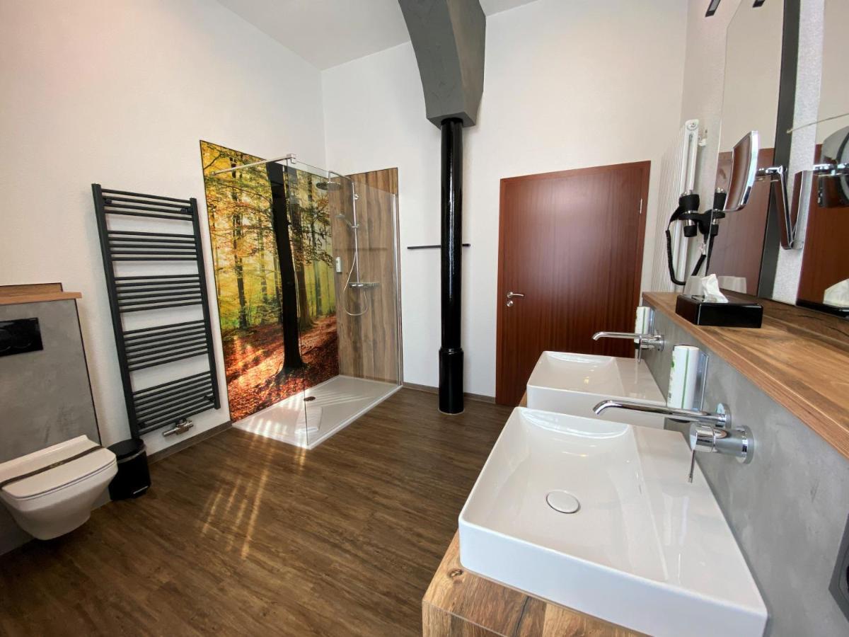 Hotel Friedchen Mit Eigener Fleischerei Artern ภายนอก รูปภาพ